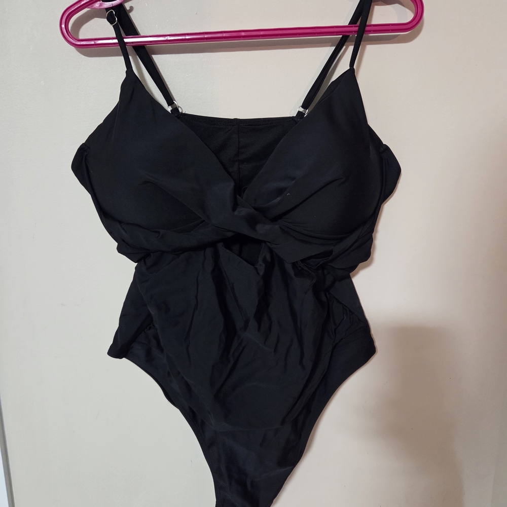 DAVI & DANI Black Womens One Piece Bathingsuit